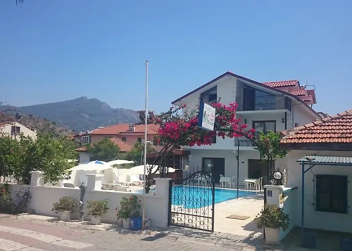 アパートホテル Tavilogullari ダルヤン